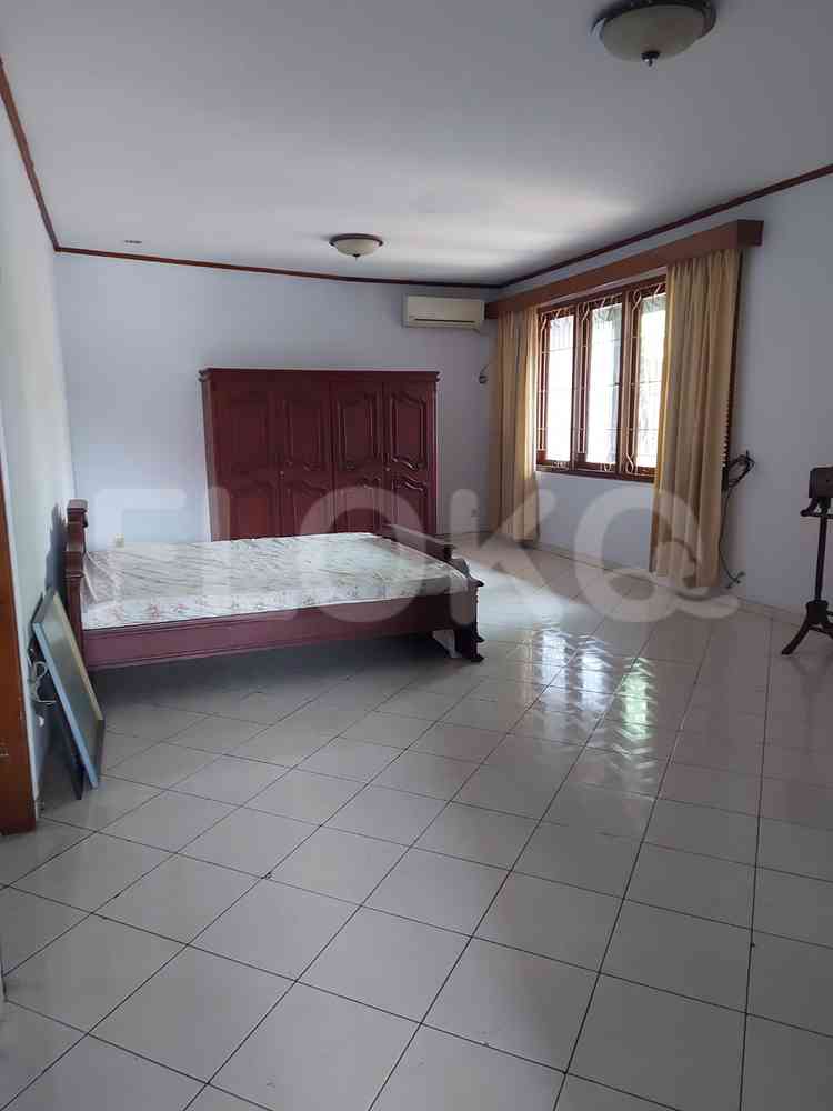 900 sqm, 5 BR house for rent in Lebak Bulus, Lebak Bulus 5