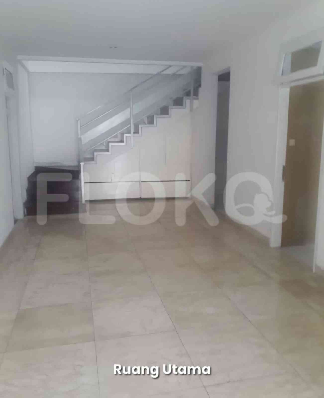 550 sqm, 4 BR house for rent in Komplek MPR, Cilandak 3