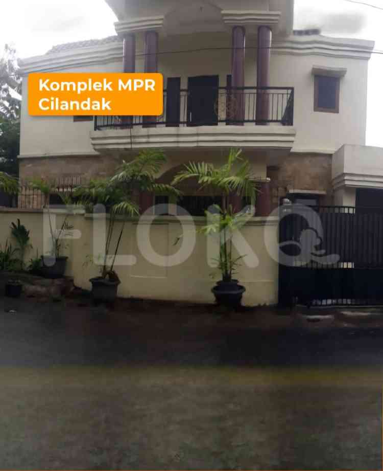 550 sqm, 4 BR house for rent in Komplek MPR, Cilandak 1