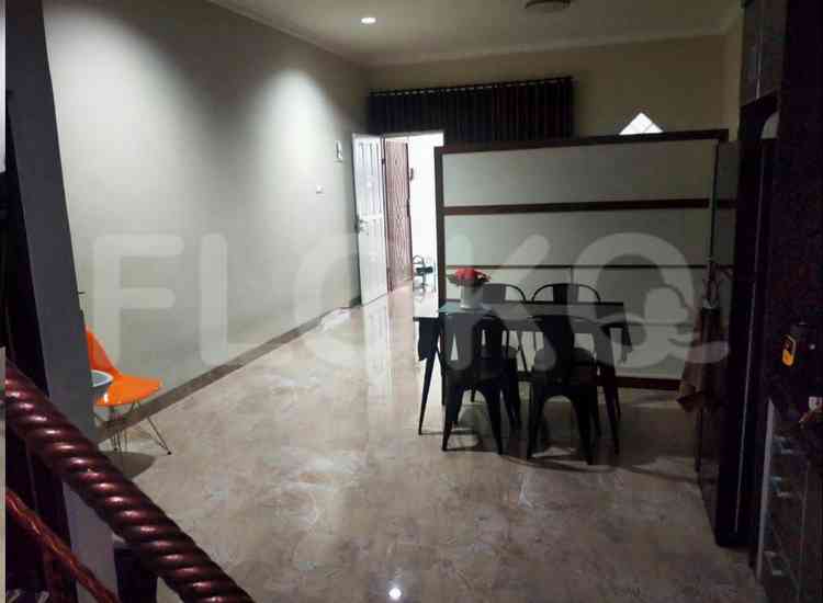 130 sqm, 3 BR house for sale in Tomang, Grogol 8