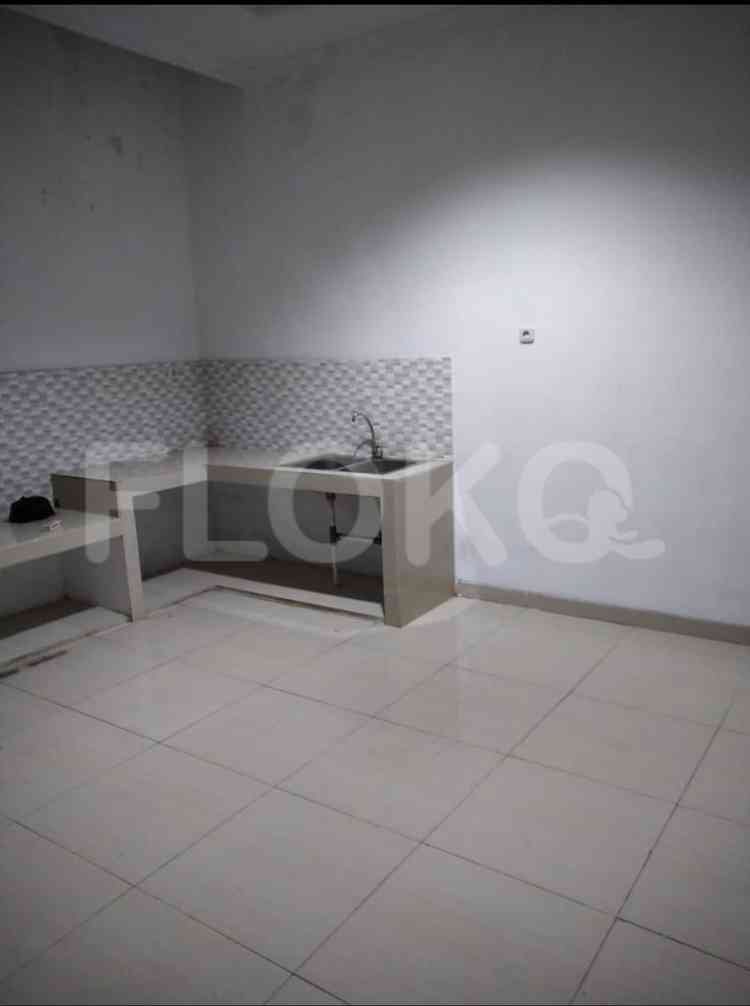 180 sqm, 4 BR house for sale in Tomang, Grogol 5