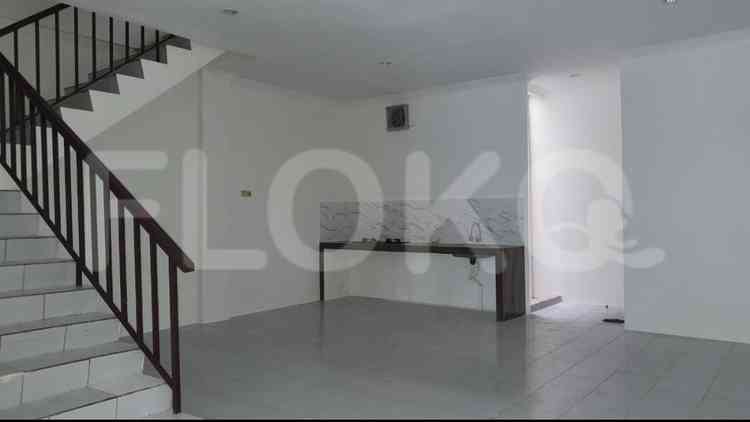 96 sqm, 2 BR house for sale in Tomang, Grogol 2