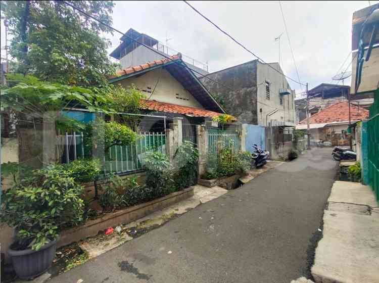 Dijual Rumah 14 BR, Luas 200 m2 di Petojo Gambir, Kemayoran 3