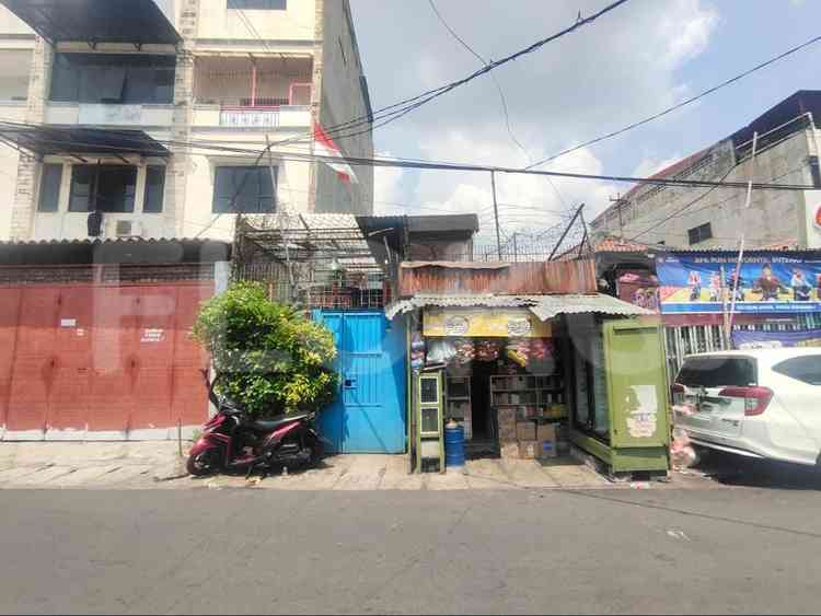 200 sqm, 2 BR house for sale in Jembatan Lima, Tambora, Kemanggisan 1