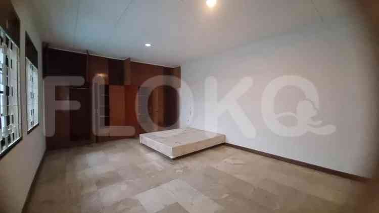 Disewakan Rumah 5 BR, Luas 400 m2 di Pondok Indah, Pondok Indah 8