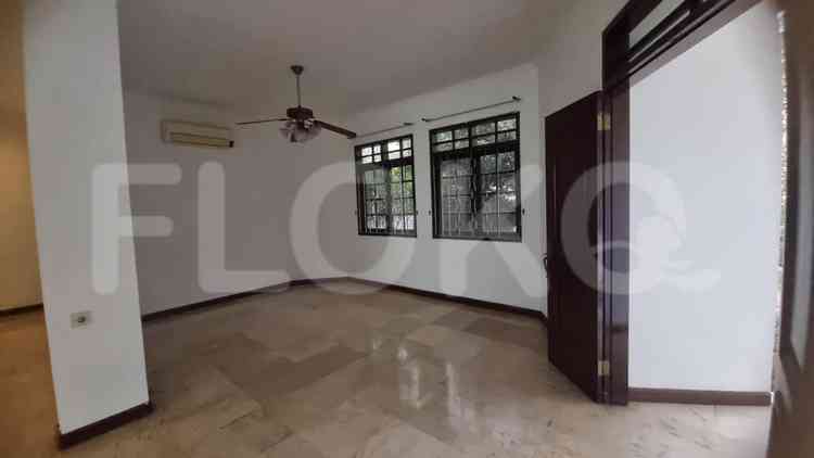 Disewakan Rumah 5 BR, Luas 400 m2 di Pondok Indah, Pondok Indah 16