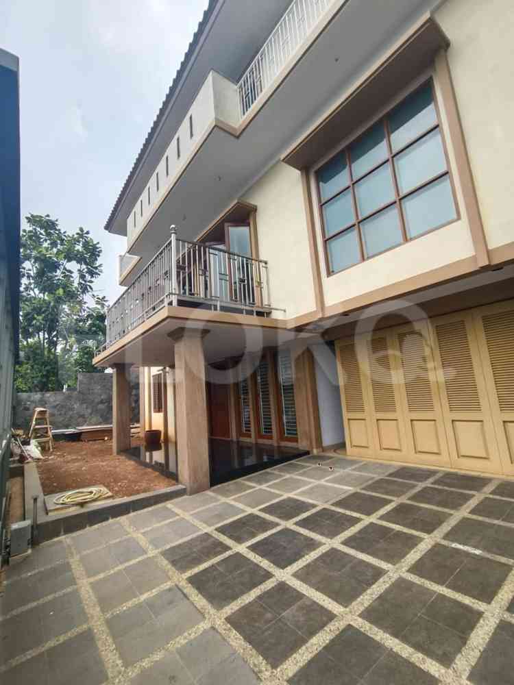 900 sqm, 6 BR house for sale in Taman Villa Meruya, Meruya 2