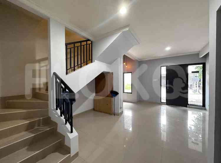 105 sqm, 3 BR house for sale in Casajardin, Cengkareng 1