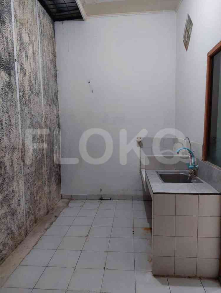 Dijual Rumah 2 BR, Luas 90 m2 di Taman Semanan Jaya, Daan Mogot 9