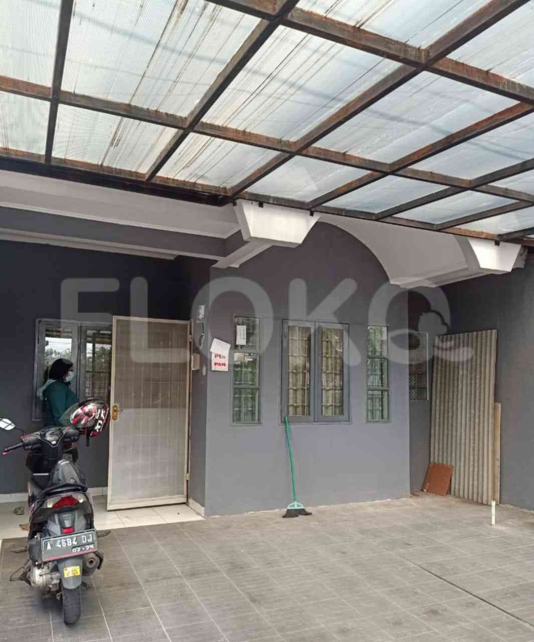 Dijual Rumah 3 BR, Luas 132 m2 di Taman Surya 5, Daan Mogot 1