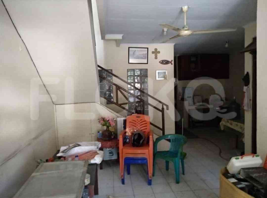 Dijual Rumah 4 BR, Luas 90 m2 di Taman Palem Lestari, Cengkareng 2