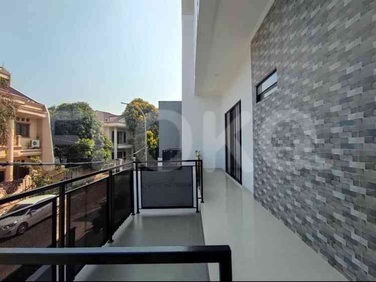 Dijual Rumah 5 BR, Luas 130 m2 di Taman Palem Lestari, Cengkareng 5