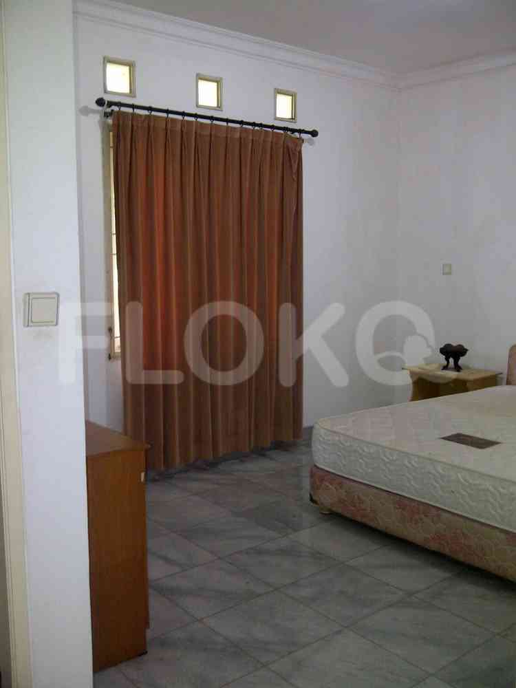 285 sqm, 3 BR house for rent in Taman Giri Loka, BSD 6