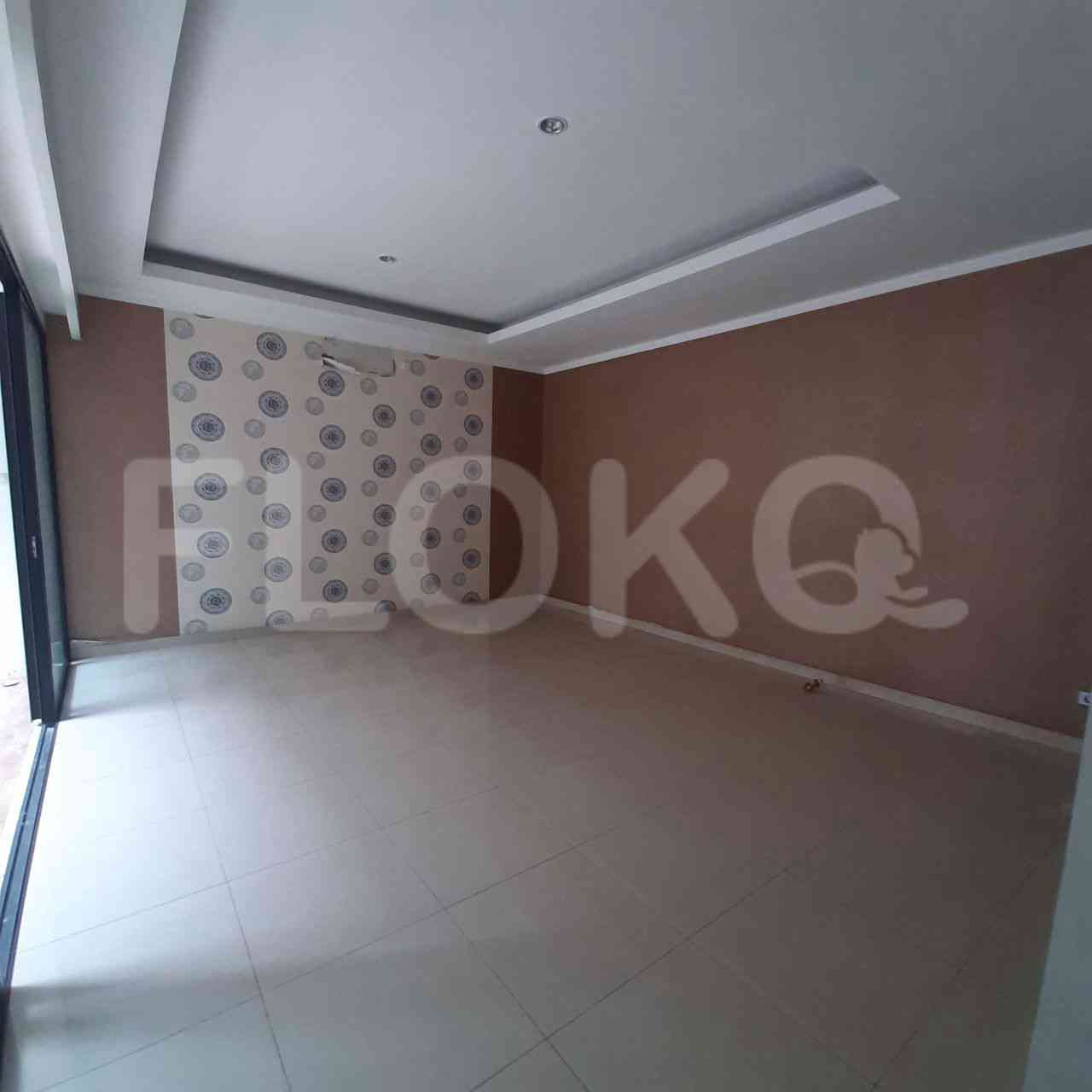 Disewakan Rumah 4 BR, Luas 309 m2 di Kebayoran Symphony, Bintaro 8