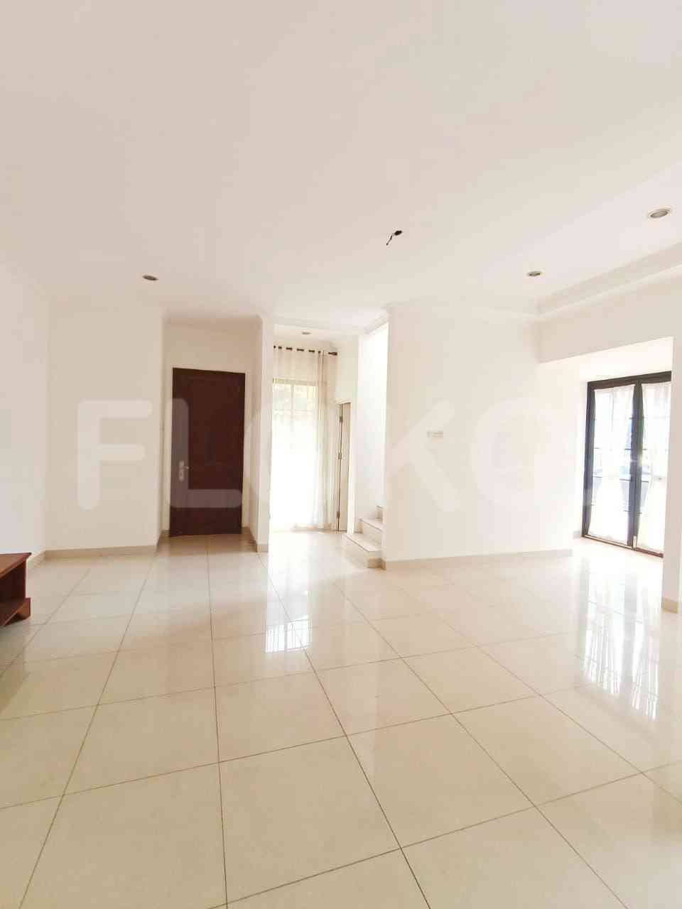 170 sqm, 3 BR house for rent in Sektor 9, Bintaro 5