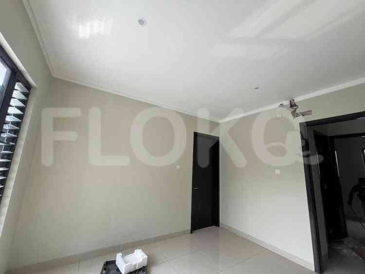 Disewakan Rumah 4 BR, Luas 152 m2 di Discovery Flamine, Bintaro 1