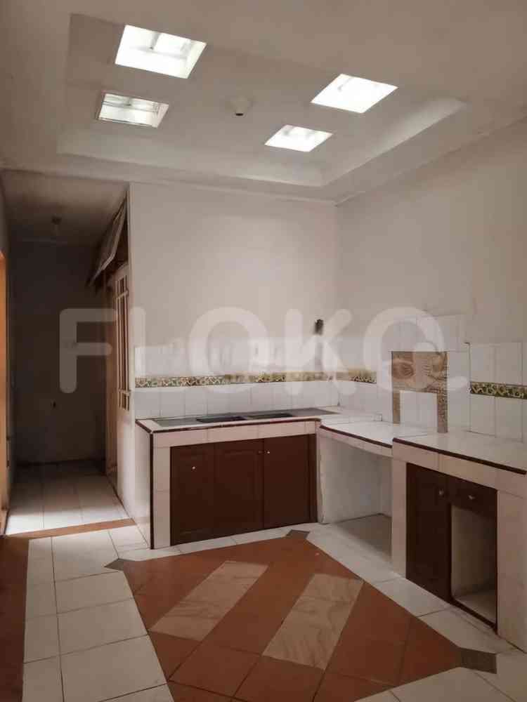 Disewakan Rumah 2 BR, Luas 80 m2 di Villa Melati Mas, Gading Serpong 5