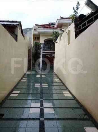 Dijual Rumah 4 BR, Luas 640 m2 di Jl Raya Kemang, Kemang 2