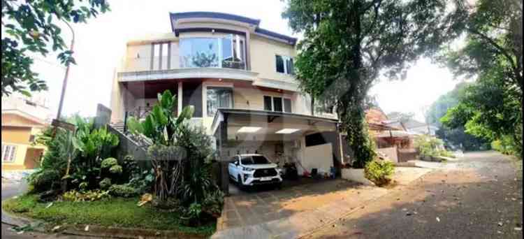 400 sqm, 4 BR house for rent in Taman Senayan 2, Bintaro 2