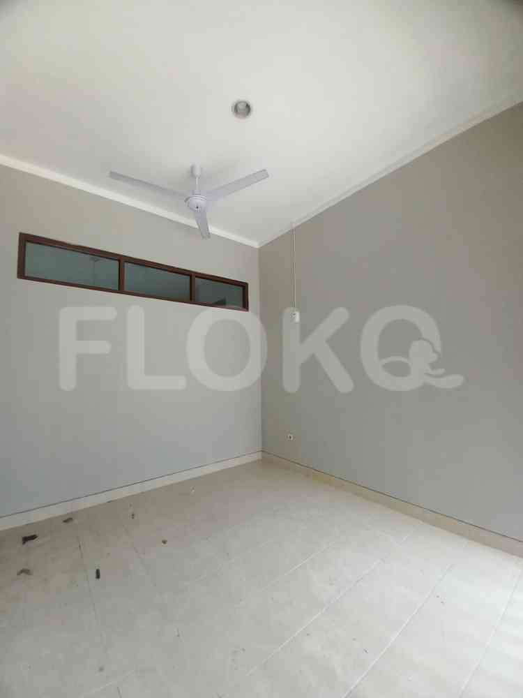 180 sqm, 4 BR house for rent in Sektor 9, Bintaro 7