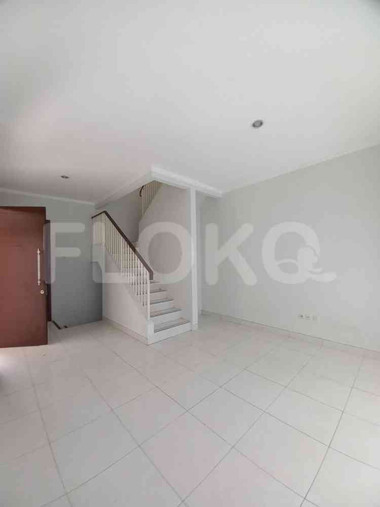 180 sqm, 4 BR house for rent in Sektor 9, Bintaro 3