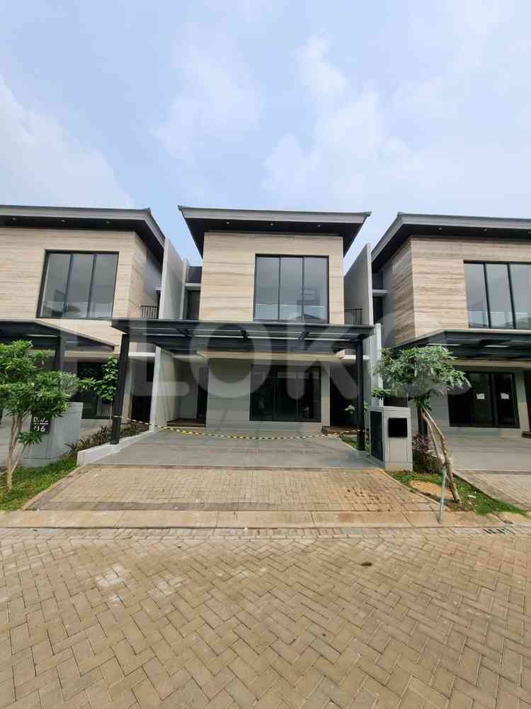 152 sqm, 4 BR house for rent in Discovery Alton, Bintaro 2