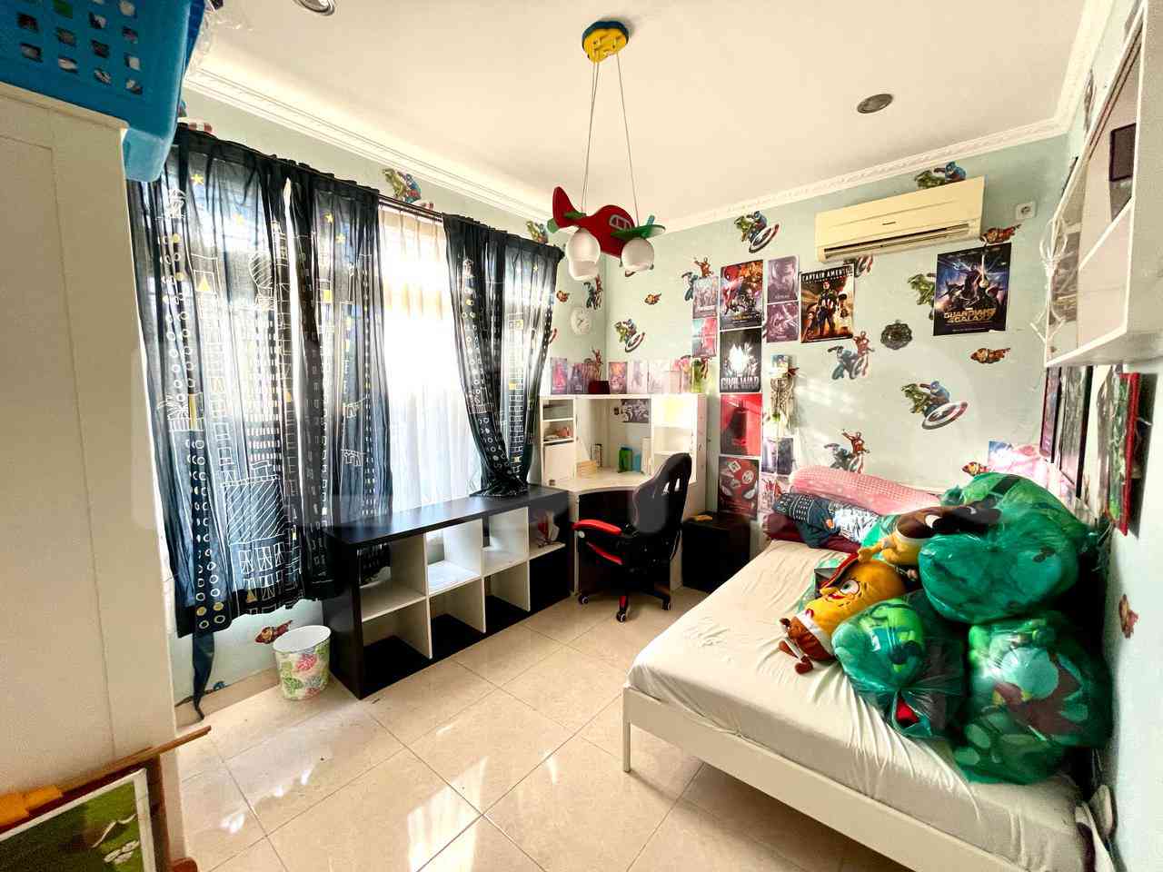 Disewakan Rumah 4 BR, Luas 200 m2 di Komplek Puri Bintaro Sektor 9, Bintaro 13