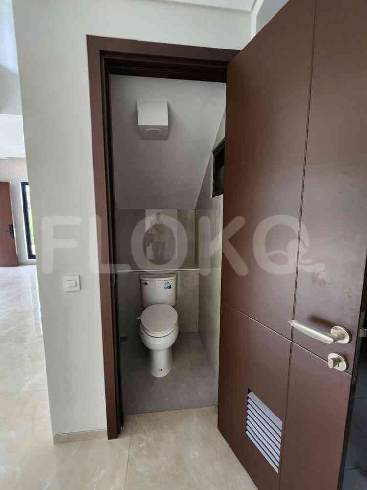 180 sqm, 4 BR house for rent in Discovery Residence, Bintaro 7