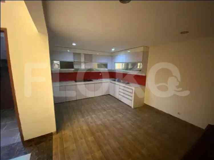 600 sqm, 5 BR house for rent in Taman Senayan Bintaro, Bintaro 9