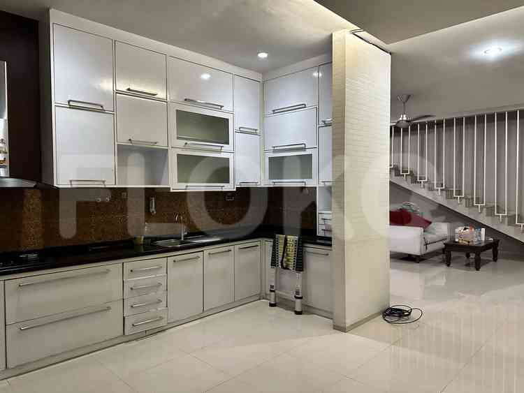 Disewakan Rumah 4 BR, Luas 180 m2 di Sektor 9, Bintaro 3