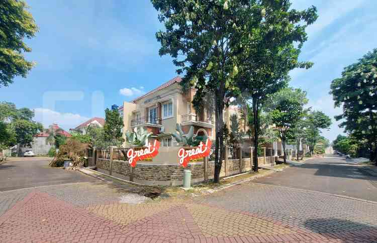 450 sqm, 5 BR house for sale in Royal Residence Pulo Gebang, Menteng 1