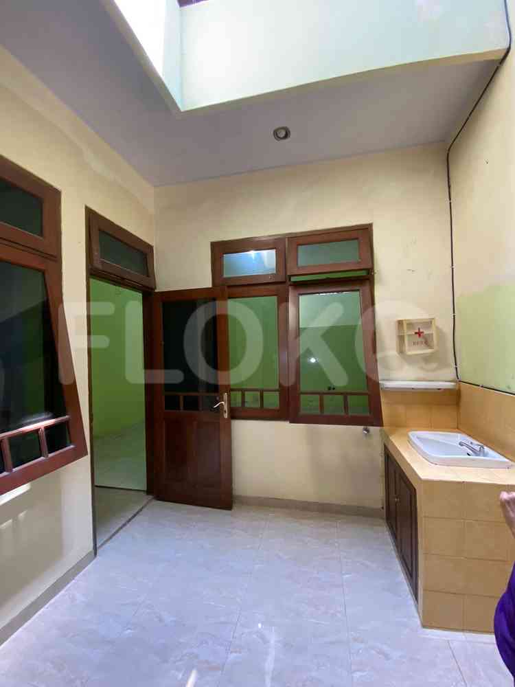 210 sqm, 4 BR house for sale in Raffles Hills, Cibubur 5