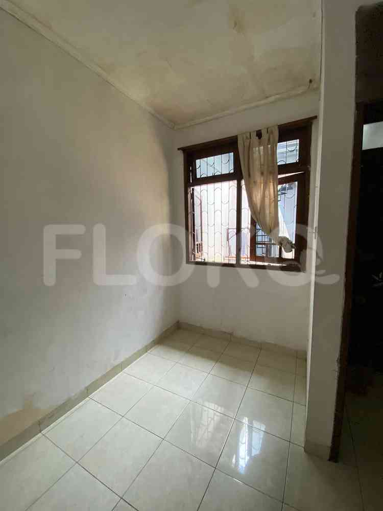 210 sqm, 4 BR house for sale in Raffles Hills, Cibubur 6