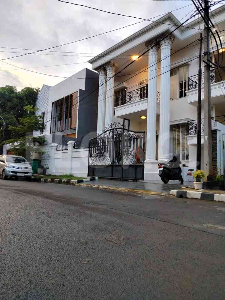 Dijual Rumah 4 BR, Luas 430 m2 di Cikunir, Cakung 2
