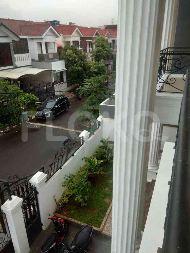 Dijual Rumah 4 BR, Luas 430 m2 di Cikunir, Cakung 9