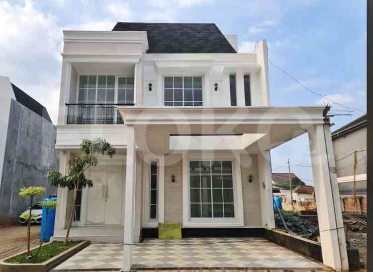 213 sqm, 5 BR house for sale in Bambu Apus Cipayung, Pasar Rebo 1