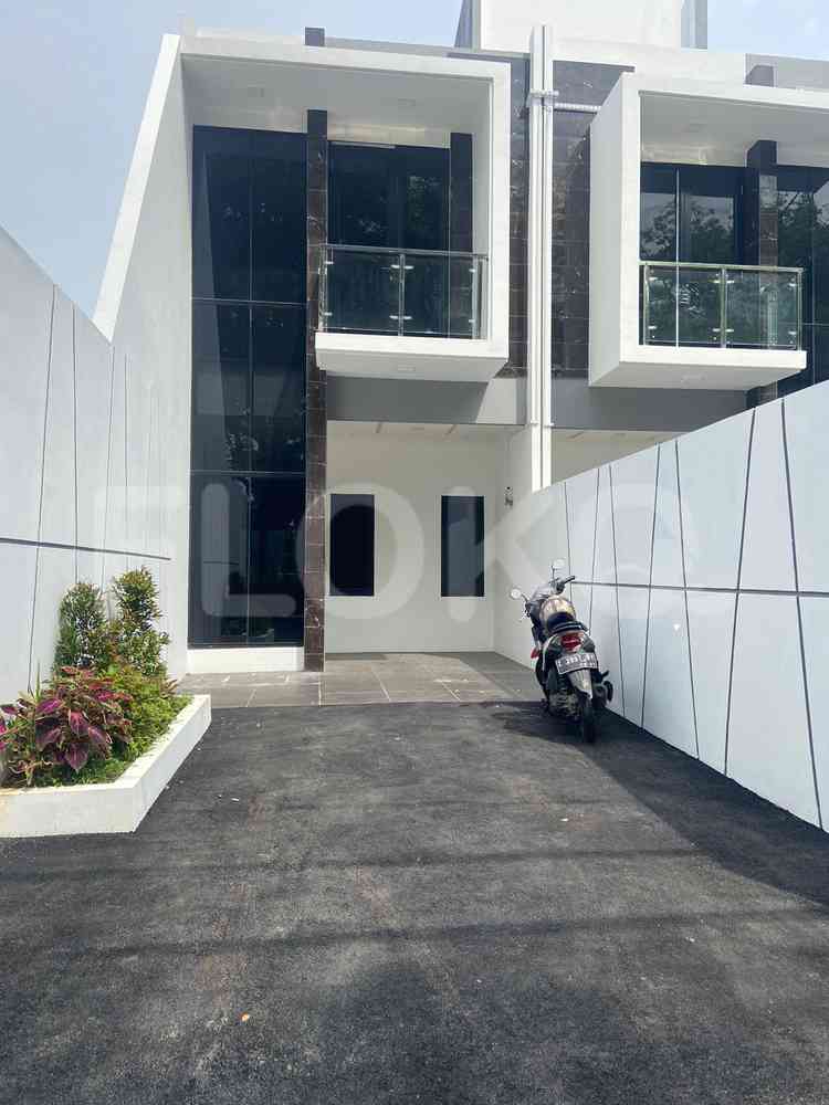 Dijual Rumah 2 BR, Luas 90 m2 di Rawamangun, Pulo Gadung 2