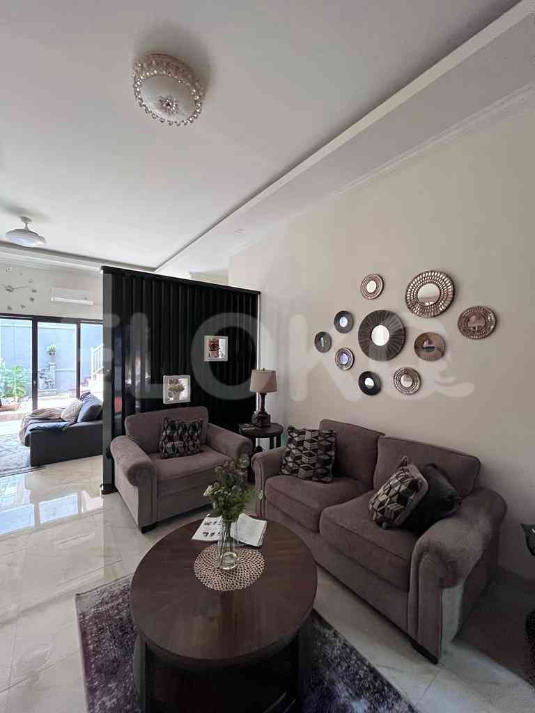 Dijual Rumah 3 BR, Luas 160 m2 di Taman Pulo Indah Penggilingan, Cakung 5