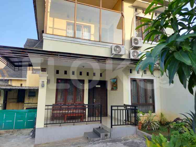 Dijual Rumah 6 BR, Luas 250 m2 di Cipayung, Pasar Rebo 2