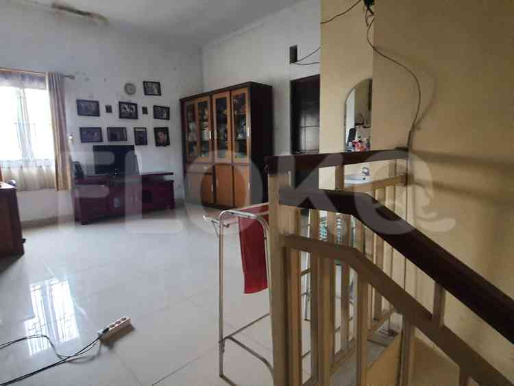 250 sqm, 6 BR house for sale in Cipayung, Pasar Rebo 9