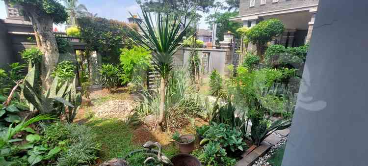 400 sqm, 4 BR house for rent in Kota Wisata, Cibubur 16