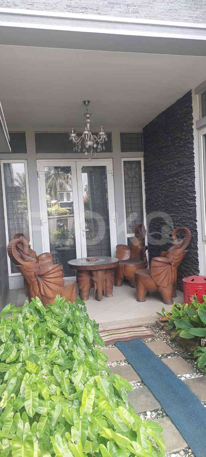 400 sqm, 4 BR house for rent in Kota Wisata, Cibubur 15