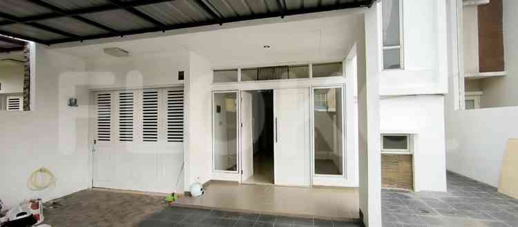 Dijual Rumah 4 BR, Luas 144 m2 di Cipayung, Pasar Rebo 8