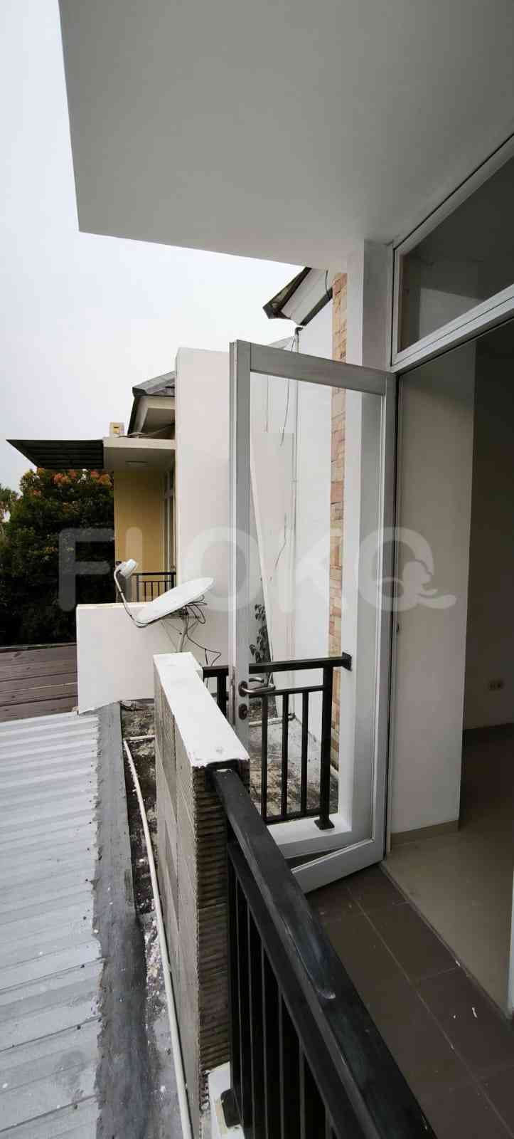 Dijual Rumah 4 BR, Luas 181 m2 di Metland, Cibubur 13