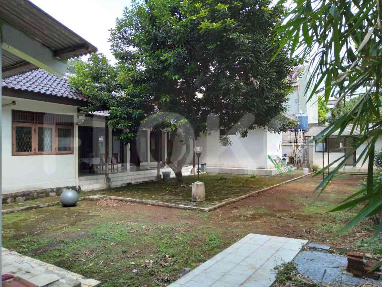 Dijual Rumah 3 BR, Luas 600 m2 di Kavling DPRD, Cibubur 2