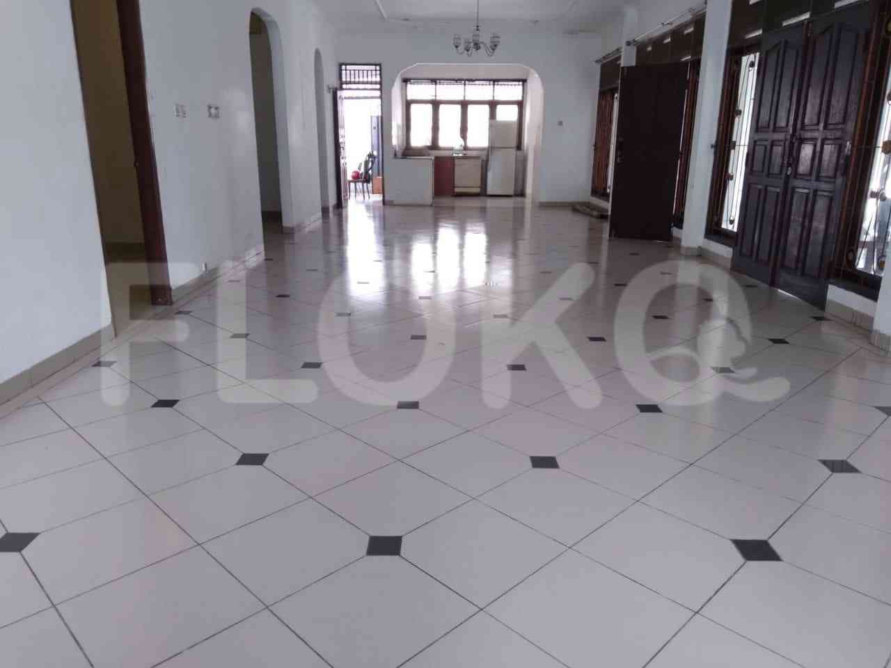 Dijual Rumah 3 BR, Luas 600 m2 di Kavling DPRD, Cibubur 7