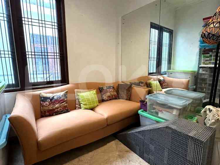 Dijual Rumah 3 BR, Luas 200 m2 di Cluster, Lebak Bulus 6