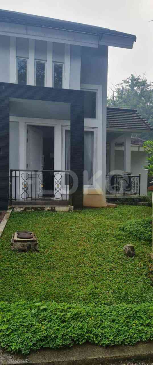 Dijual Rumah 2 BR, Luas 80 m2 di Legenda Wisata, Cibubur 2