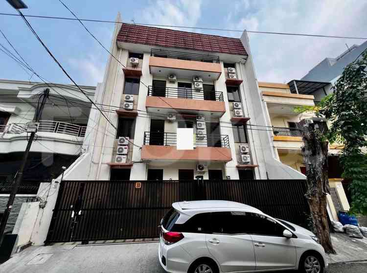 Dijual Rumah 50 BR, Luas 804 m2 di Jakarta Barat, Tanjung Duren 2