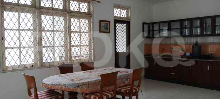 Disewakan Rumah 5 BR, Luas 300 m2 di Kota Wisata, Cibubur 7